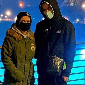 Meet your Posher, Maria